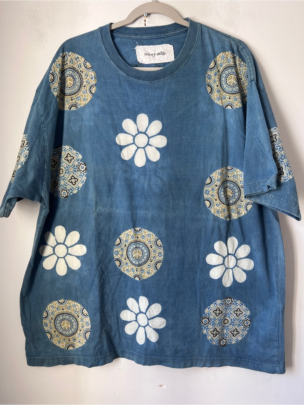 Story Mfg Indigo Floral Grateful Tee w White Daisy Medallion Prints Faded Wash